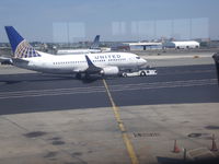 N24633 @ EWR - 737-500 - by christian maurer