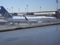 N78506 @ EWR - 737-800 - by christian maurer
