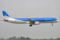 G-MEDM @ EIDW - On short finals for r/w 10 - by Robert Kearney