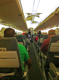 N414ZW @ DCA - The captain waits for the paperwork.