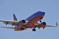 N450WN @ KLAX - Arriving at LAX on 24R - by Todd Royer