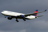 N817NW @ EHAM - N817MW @ eham