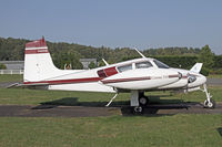 N123DE @ W16 - Longtime resident at this short field - by Duncan Kirk