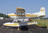 N183JP @ FHR - Nice 180 on floats - by Duncan Kirk