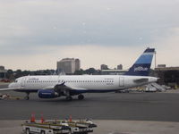 N634JB @ EWR - B*L*U*E - by christian maurer