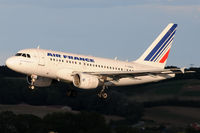 F-GUGO @ VIE - Air France