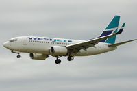 C-FIWS @ CYYC - at Calgary