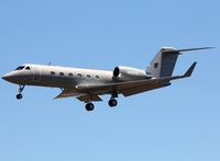 N900EG @ LFBO - Landing rwy 32R - by Shunn311