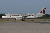A7-AHP @ LOWW - Qatar Airways Airbus 320