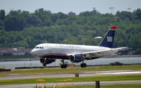 N708UW @ KDCA - Landing DCA, VA - by Ronald Barker