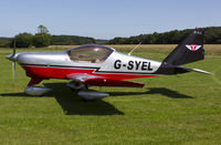 G-SYEL @ X3CX - Sat at Northrepps.