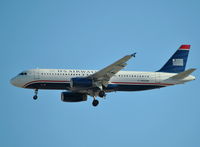 N622AW @ KLAS - Taken on final approach to McCarran International Airport. - by Eleu Tabares