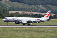 OE-IHC @ LOWW - Embraer ERJ-190