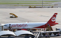 D-ABDP @ LOWW - Air Berlin Airbus A320 - by Thomas Ranner