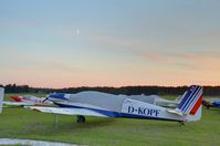 D-KOPF @ EPOD - Waiting for Fifth Masurian International Balloons Festival. - by Jarek Wyszomirski