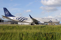 PH-EZX @ EHAM - KLM Cityhopper Skyteam cs