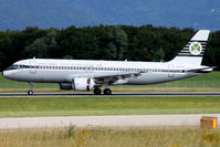 EI-DVM @ LSGG - Landing in 23 - by micka2b