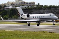 N415QS @ TNCM - N415QS
