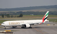 A6-ECP @ LOWW - Emirates Boeing 777 - by Thomas Ranner