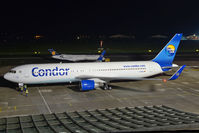 D-ABUH @ LOWL - Condor Boeing B767-330/ER in LOWL/LNZ
