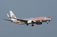 N927AN @ DFW - American Airlines landing at DFW Airport - by Zane Adams