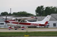N52334 @ KOSH - Cessna 182P