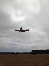 N611SE @ KLPC - Landing 25 Lompoc - by Nick Taylor
