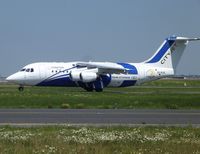 EI-RJX @ LFPG - Another view from another location as EI-RJX taxies along Bravo Loop.