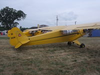 N2207M @ OSH - j3 cub