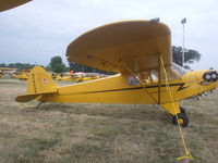 N98394 @ OSH - j3 cub