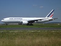 F-GSPQ @ LFPG - C/N 331, on lease by ILFC as with quite a few airliners operated by Air France. - by Alain Durand