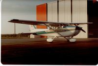 N4664G @ KEOK - N4664G when it was on rental fleet at Lindner Aviation, Keokuk, IA. - by John Williams
