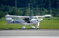 OE-7126 @ LOWZ - It does not really seems like an ultralight, but sure it is. It is now taxiing to the runway 08 at Zell am See. - by Jorrit de Bruin