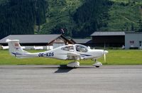 OE-KDS @ LOWZ - Taxiing to the Zell am See runway 08 with a high speed, to be in the air quickly to enjoy the nice weather. - by Jorrit de Bruin