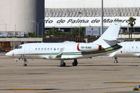 VH-RAM @ LEPA - Parked in the ramp - by Carlos Miguel Seabra