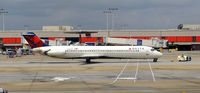 N401EA @ KATL - Atlanta - by Ronald Barker