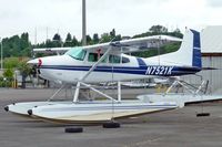 N7521K @ RNT - 1976 Cessna 180J, c/n: 18052660