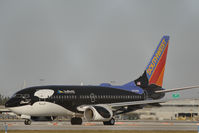 N713SW @ FLL - Taxiing to runway 9L at KFLL