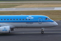PH-EZC @ EDDL - Nice Pilot - by Air-Micha