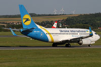 UR-GAK @ VIE - Ukraine International Airlines