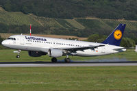 D-AIZF @ VIE - Lufthansa - by Joker767