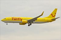 D-ATUL @ EDDF - Boeing 737-8K5 - by Jerzy Maciaszek