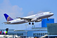 N437UA @ KLAS - N437UA United Airlines 1997 Airbus A320-232 C/N 655

Las Vegas - McCarran International (LAS / KLAS)
USA - Nevada, August 14, 2012
Photo: Tomás Del Coro - by Tomás Del Coro