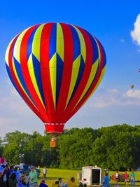 N5317L @ N/A - Taking off @ Balloon Quest '11, New Castle, PA - by Murat Tanyel