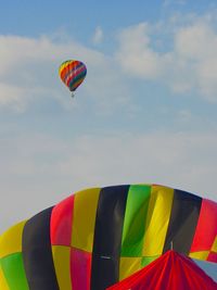 N7099D @ N/A - Getting ready @ Balloon Quest '11, New Castle, PA