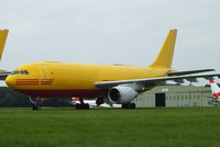 EI-OZB photo, click to enlarge EI-OZB photo, click to enlarge
