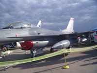 87-0318 @ OSH - f16