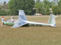 HA-5176 @ LHDK - Dunakeszi - by Ferenc Kolos