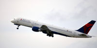 N6706Q @ KATL - Takeoff ATL - by Ronald Barker
