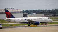 N365NB @ KATL - Taxi ATL - by Ronald Barker